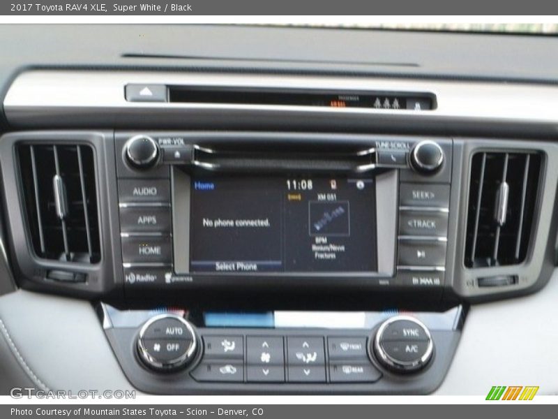 Super White / Black 2017 Toyota RAV4 XLE
