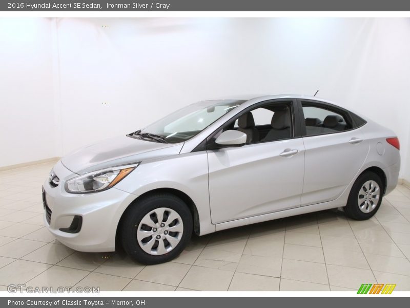 Ironman Silver / Gray 2016 Hyundai Accent SE Sedan