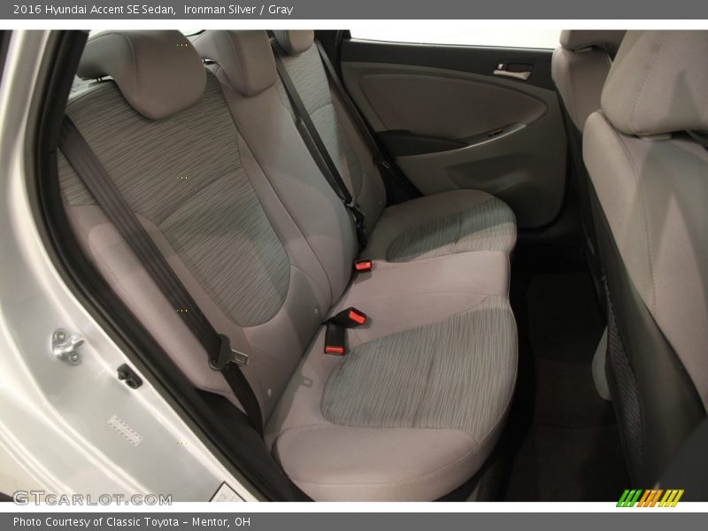 Ironman Silver / Gray 2016 Hyundai Accent SE Sedan