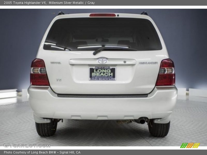 Millenium Silver Metallic / Gray 2005 Toyota Highlander V6