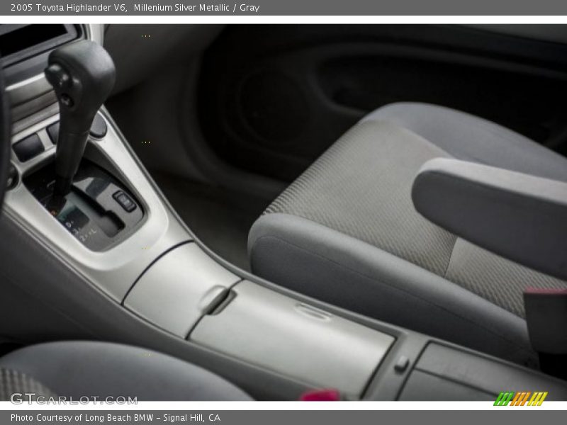 Millenium Silver Metallic / Gray 2005 Toyota Highlander V6