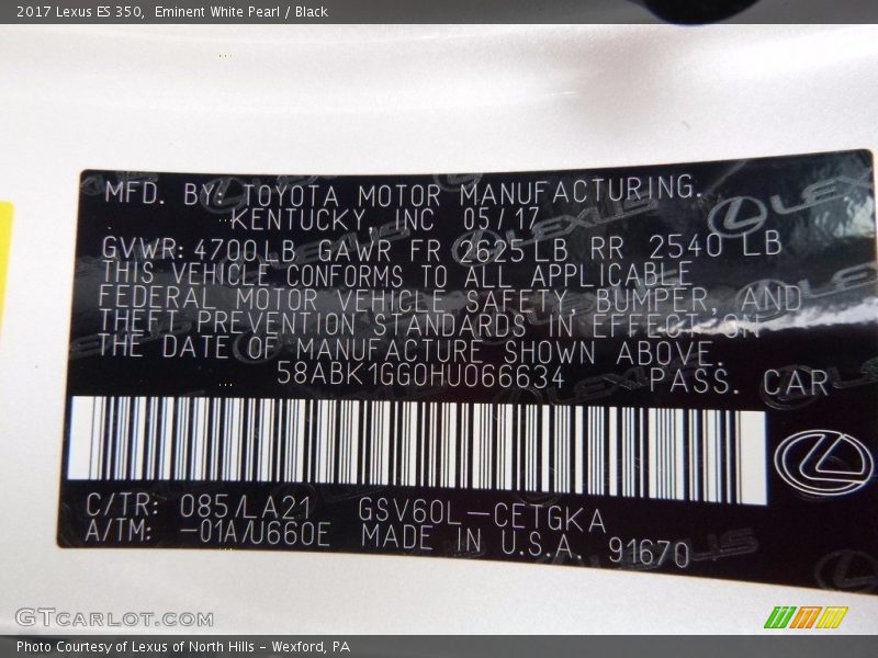 Eminent White Pearl / Black 2017 Lexus ES 350