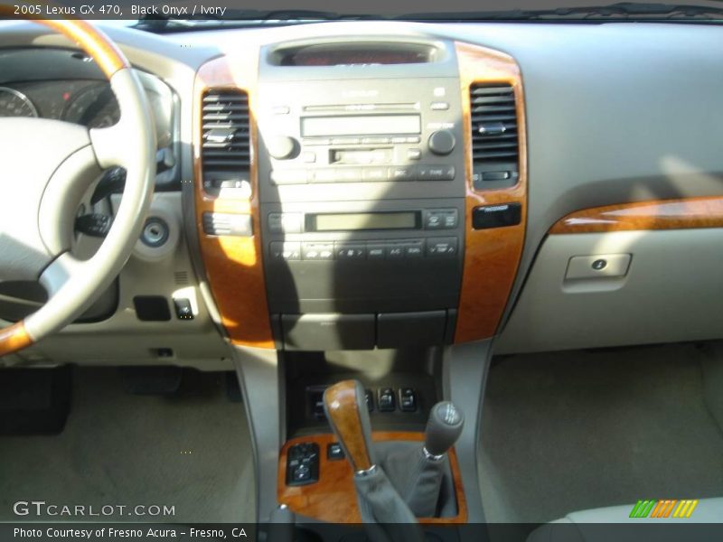Black Onyx / Ivory 2005 Lexus GX 470