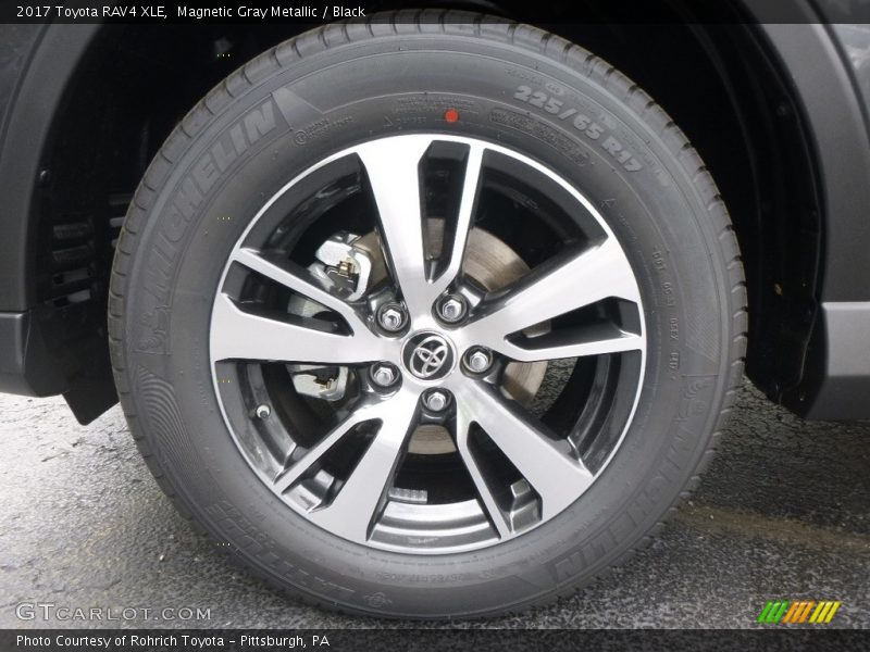 Magnetic Gray Metallic / Black 2017 Toyota RAV4 XLE