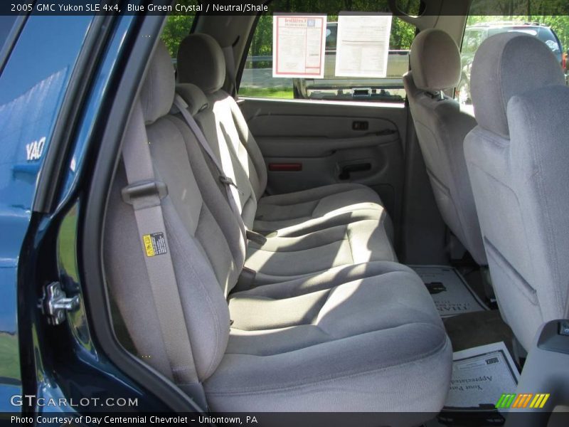 Blue Green Crystal / Neutral/Shale 2005 GMC Yukon SLE 4x4