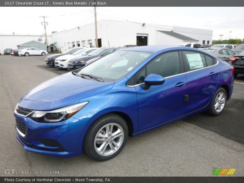 Kinetic Blue Metallic / Jet Black 2017 Chevrolet Cruze LT
