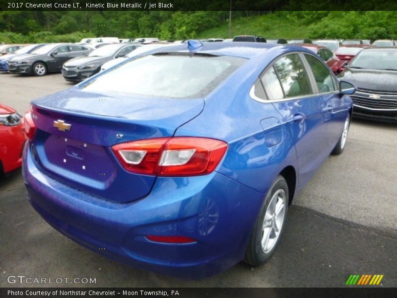 Kinetic Blue Metallic / Jet Black 2017 Chevrolet Cruze LT