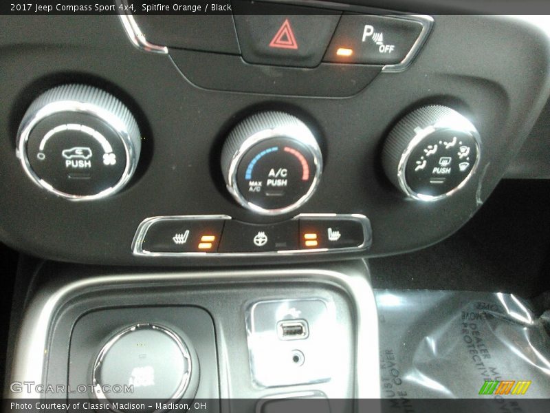 Spitfire Orange / Black 2017 Jeep Compass Sport 4x4