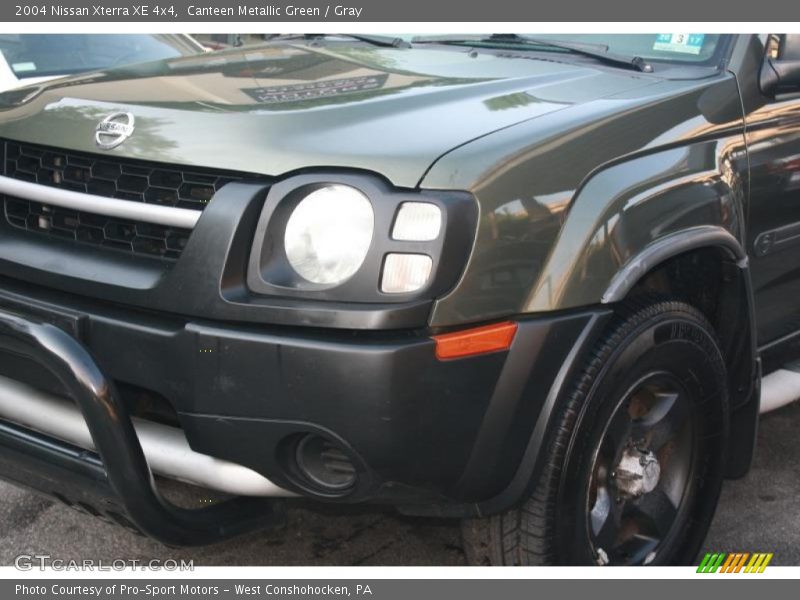 Canteen Metallic Green / Gray 2004 Nissan Xterra XE 4x4