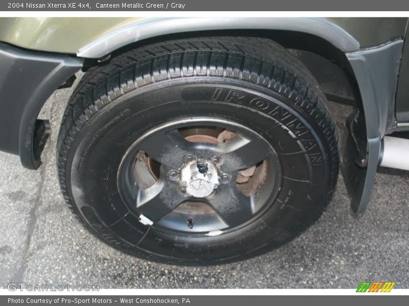 Canteen Metallic Green / Gray 2004 Nissan Xterra XE 4x4