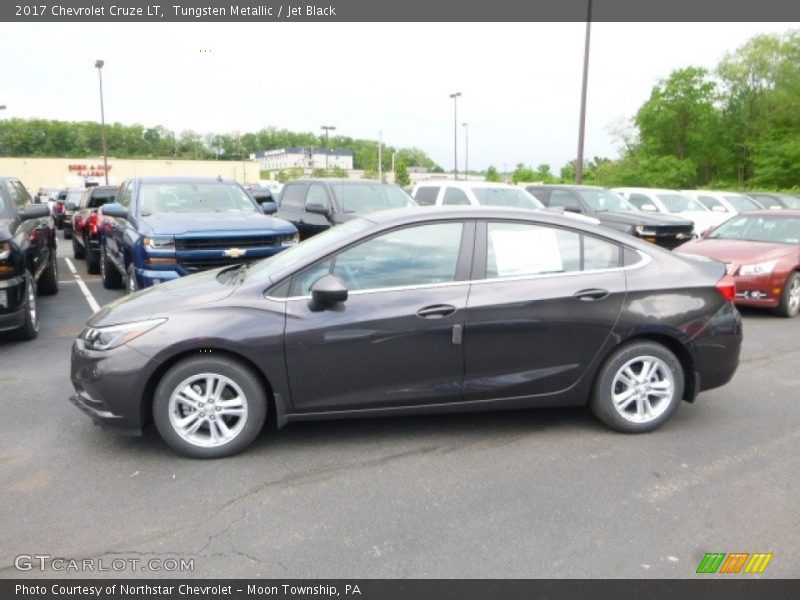 Tungsten Metallic / Jet Black 2017 Chevrolet Cruze LT