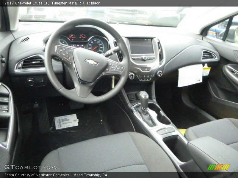 Tungsten Metallic / Jet Black 2017 Chevrolet Cruze LT