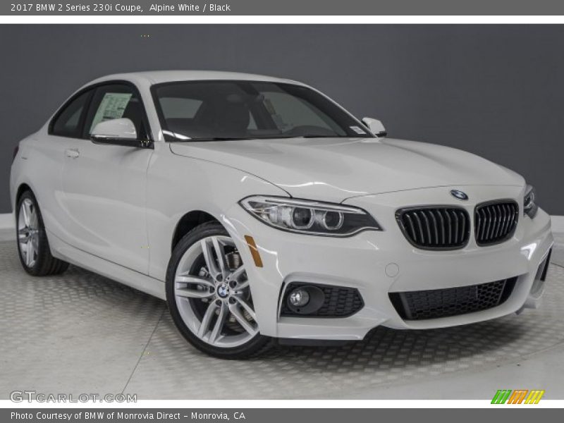 Front 3/4 View of 2017 2 Series 230i Coupe