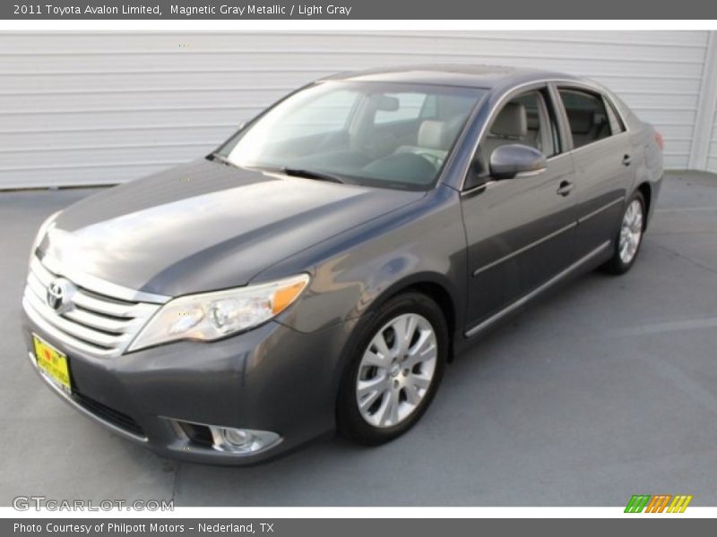 Magnetic Gray Metallic / Light Gray 2011 Toyota Avalon Limited