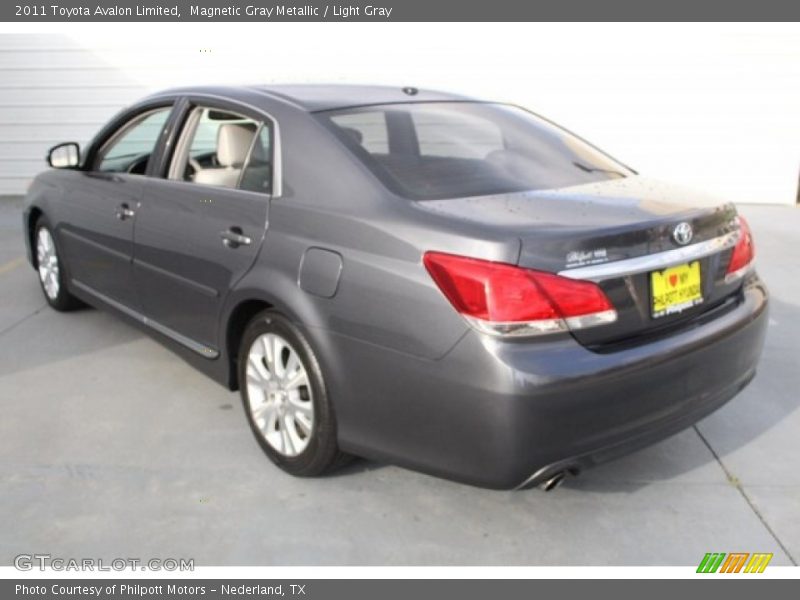 Magnetic Gray Metallic / Light Gray 2011 Toyota Avalon Limited