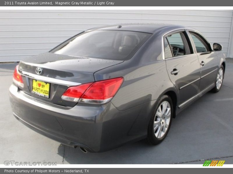 Magnetic Gray Metallic / Light Gray 2011 Toyota Avalon Limited
