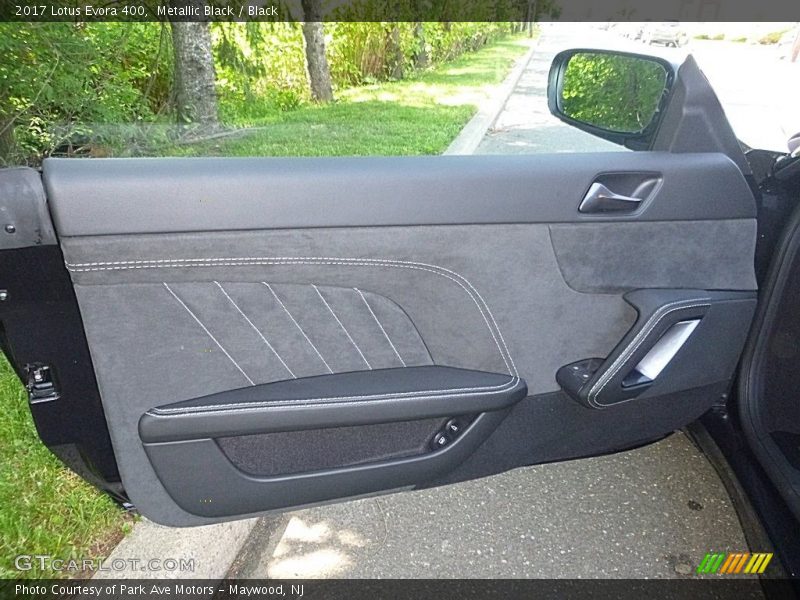 Door Panel of 2017 Evora 400