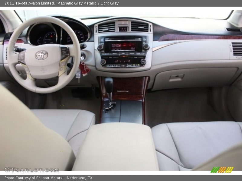 Magnetic Gray Metallic / Light Gray 2011 Toyota Avalon Limited