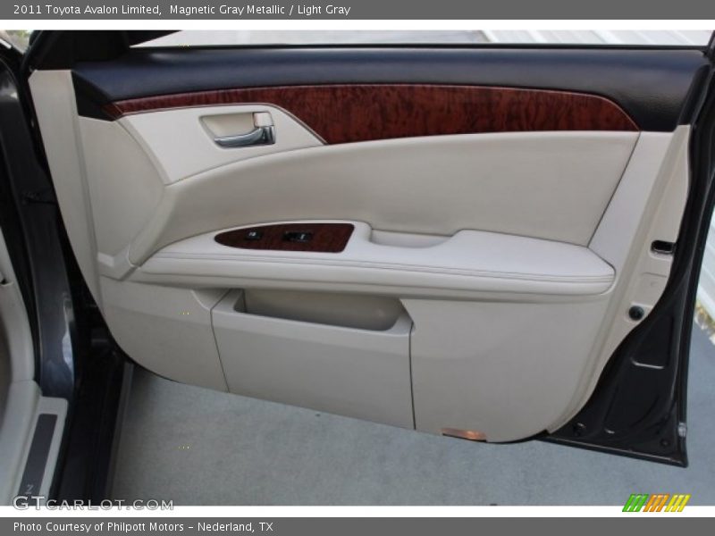 Magnetic Gray Metallic / Light Gray 2011 Toyota Avalon Limited