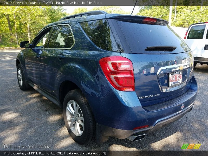 Patriot Blue Metallic / Jet Black 2017 Chevrolet Equinox LT AWD