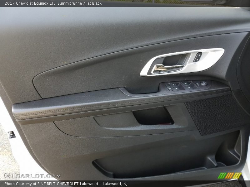 Summit White / Jet Black 2017 Chevrolet Equinox LT