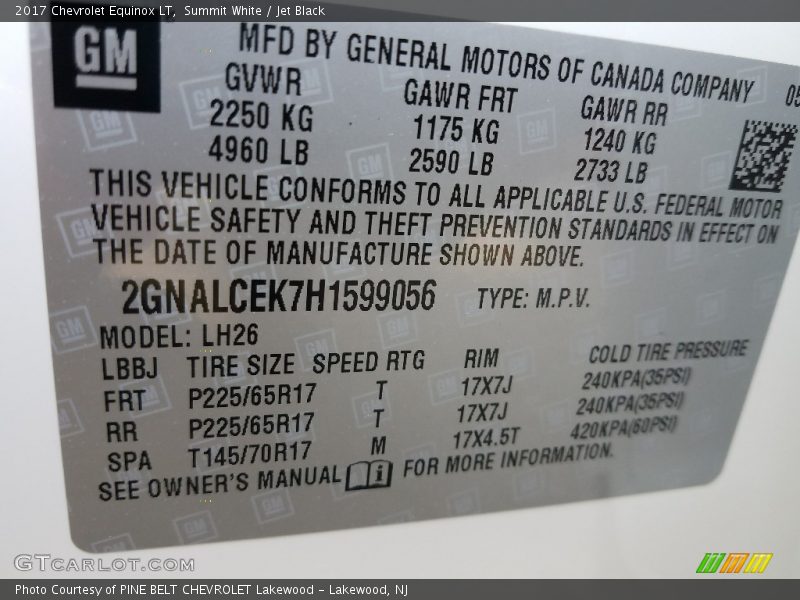 Summit White / Jet Black 2017 Chevrolet Equinox LT