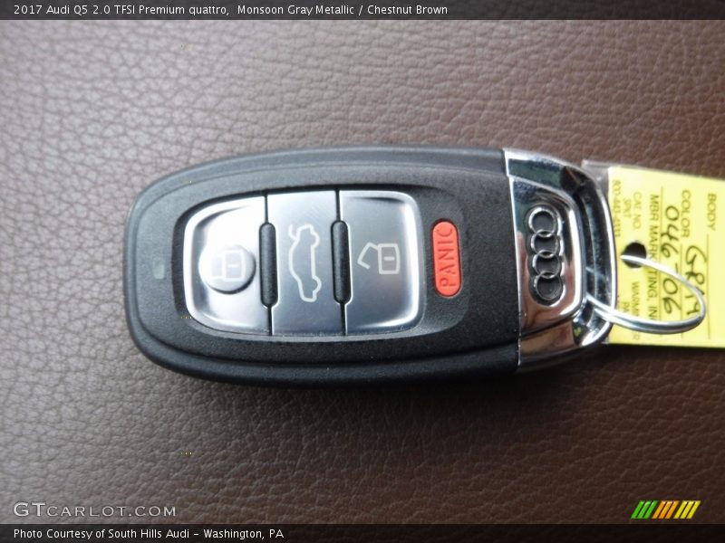 Keys of 2017 Q5 2.0 TFSI Premium quattro
