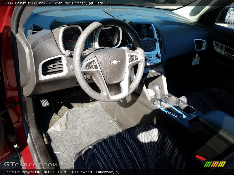 Siren Red Tintcoat / Jet Black 2017 Chevrolet Equinox LT