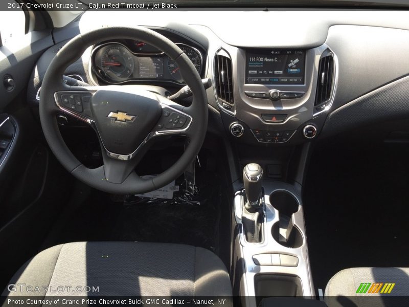 Cajun Red Tintcoat / Jet Black 2017 Chevrolet Cruze LT