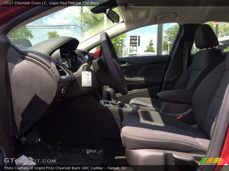 Cajun Red Tintcoat / Jet Black 2017 Chevrolet Cruze LT