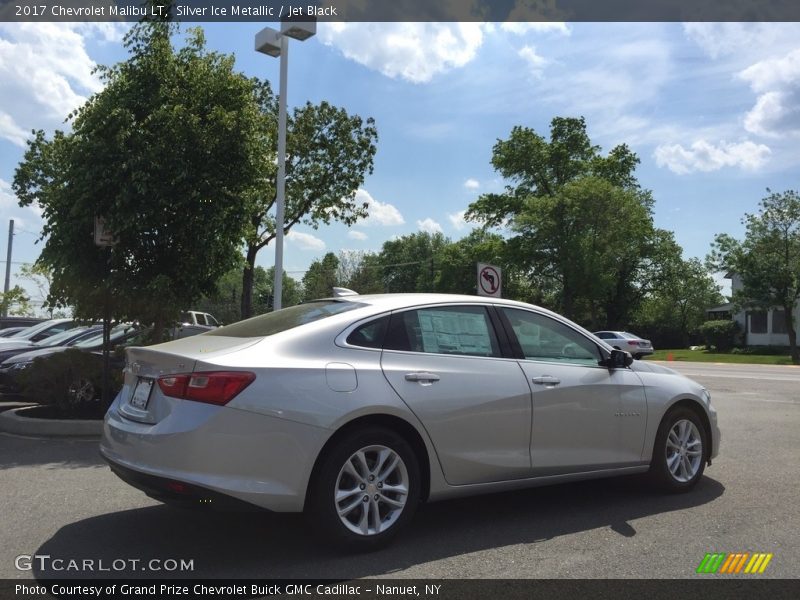 Silver Ice Metallic / Jet Black 2017 Chevrolet Malibu LT