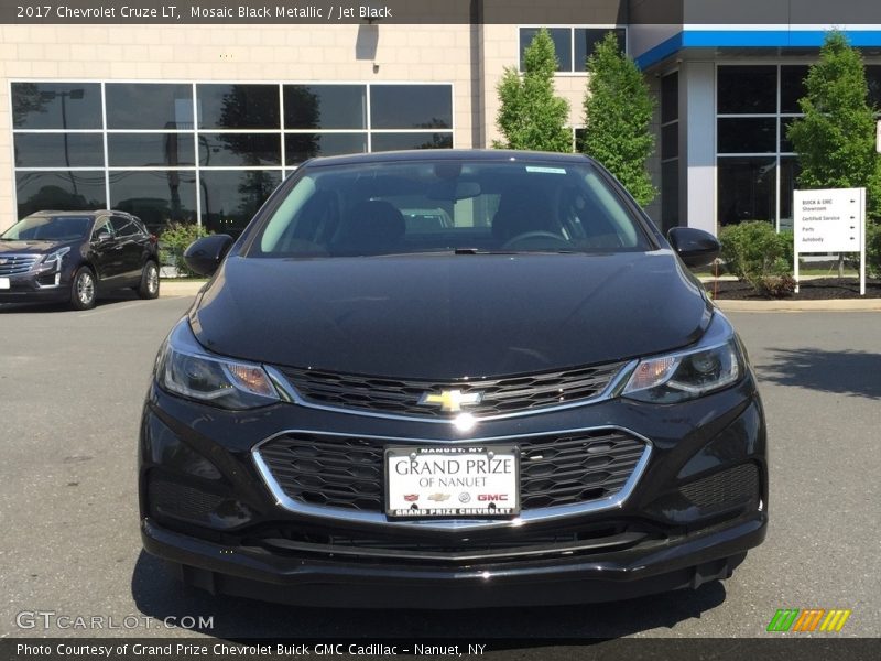 Mosaic Black Metallic / Jet Black 2017 Chevrolet Cruze LT