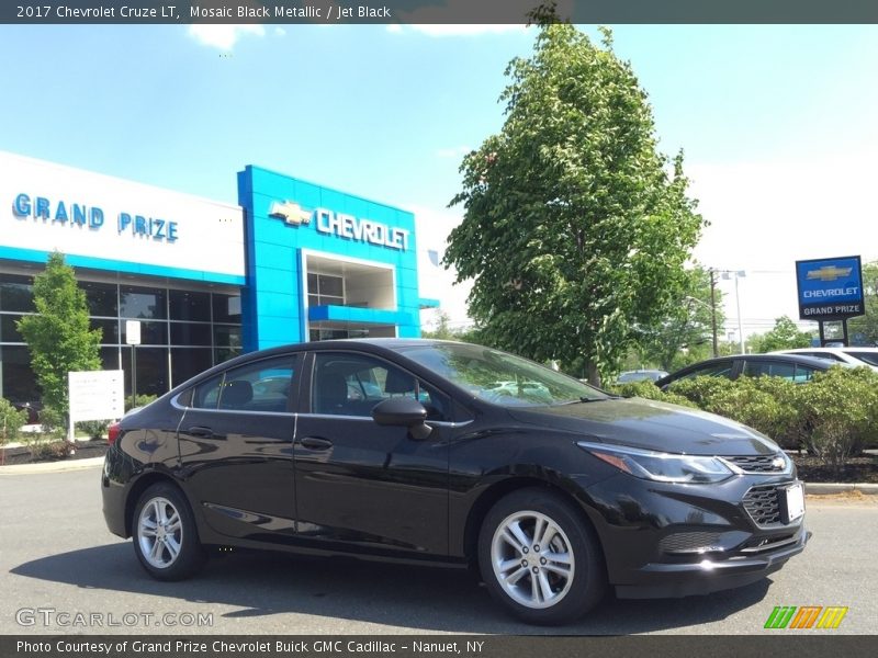 Mosaic Black Metallic / Jet Black 2017 Chevrolet Cruze LT