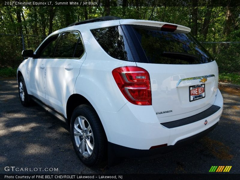 Summit White / Jet Black 2017 Chevrolet Equinox LT