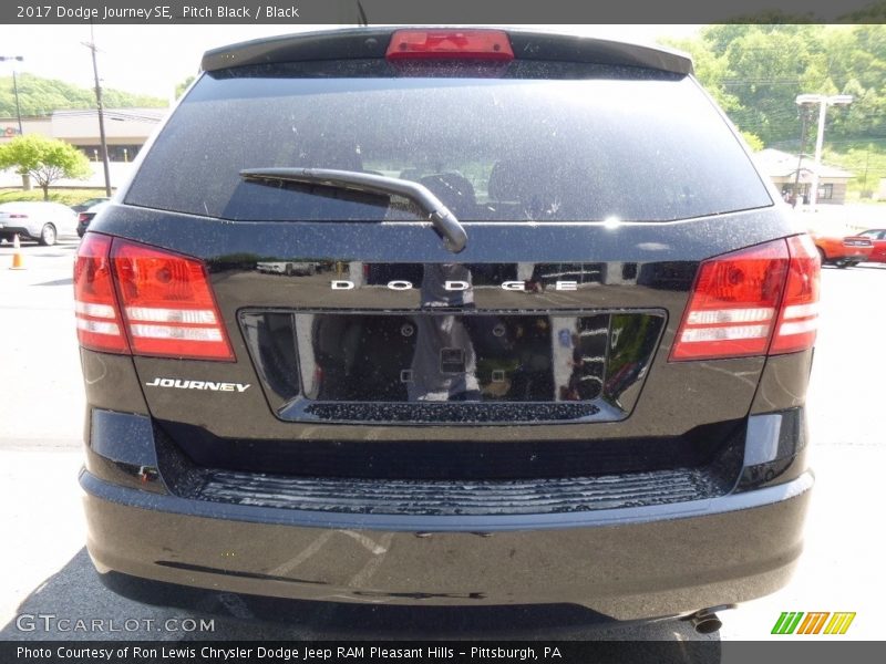 Pitch Black / Black 2017 Dodge Journey SE