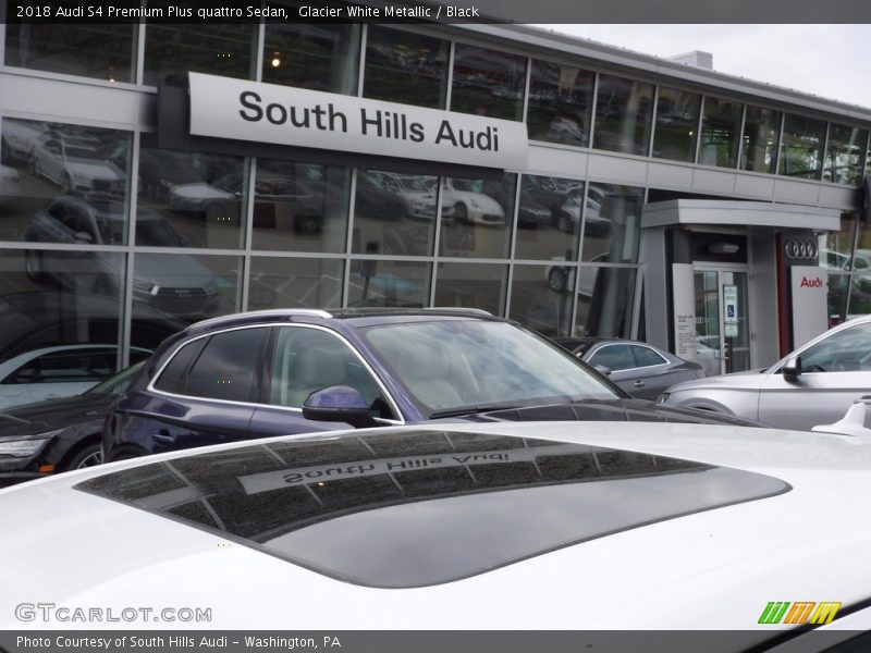 Glacier White Metallic / Black 2018 Audi S4 Premium Plus quattro Sedan