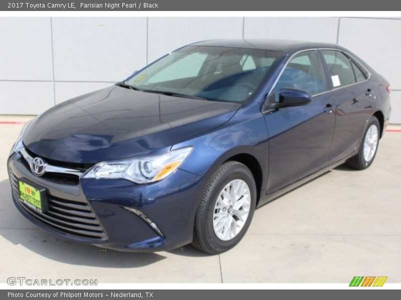Parisian Night Pearl / Black 2017 Toyota Camry LE
