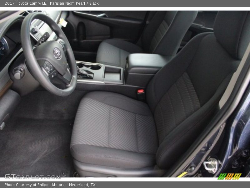 Parisian Night Pearl / Black 2017 Toyota Camry LE