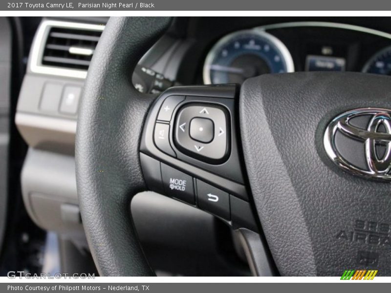 Parisian Night Pearl / Black 2017 Toyota Camry LE