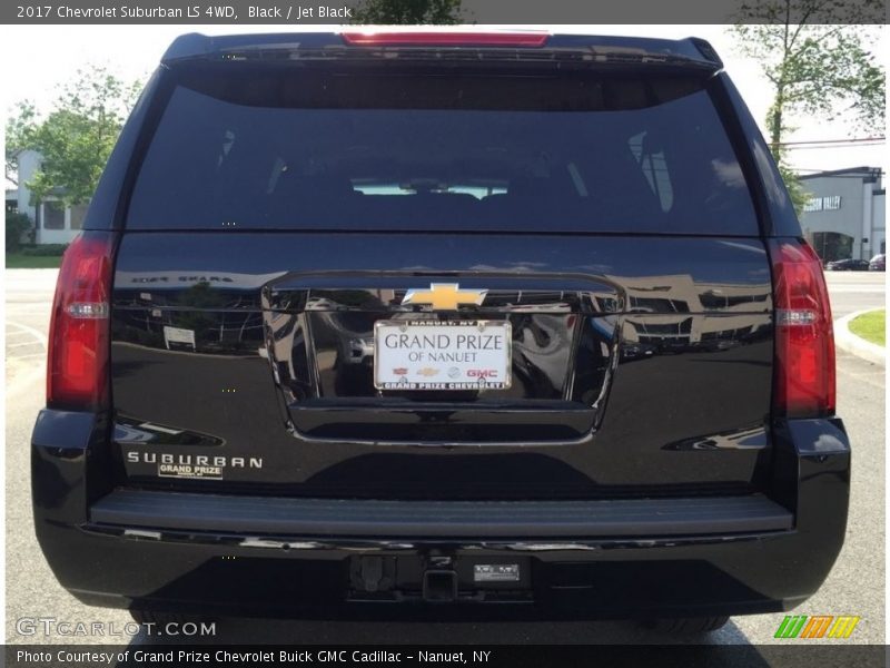 Black / Jet Black 2017 Chevrolet Suburban LS 4WD