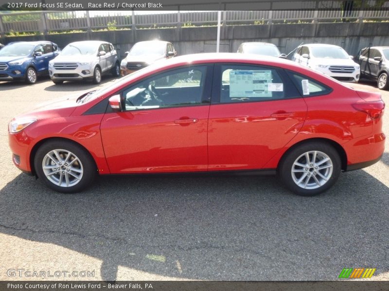 Race Red / Charcoal Black 2017 Ford Focus SE Sedan