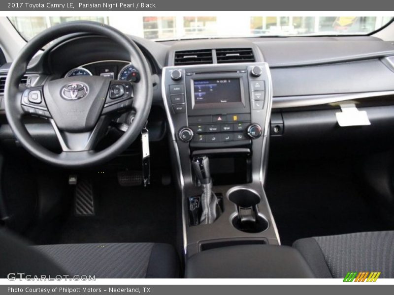 Parisian Night Pearl / Black 2017 Toyota Camry LE