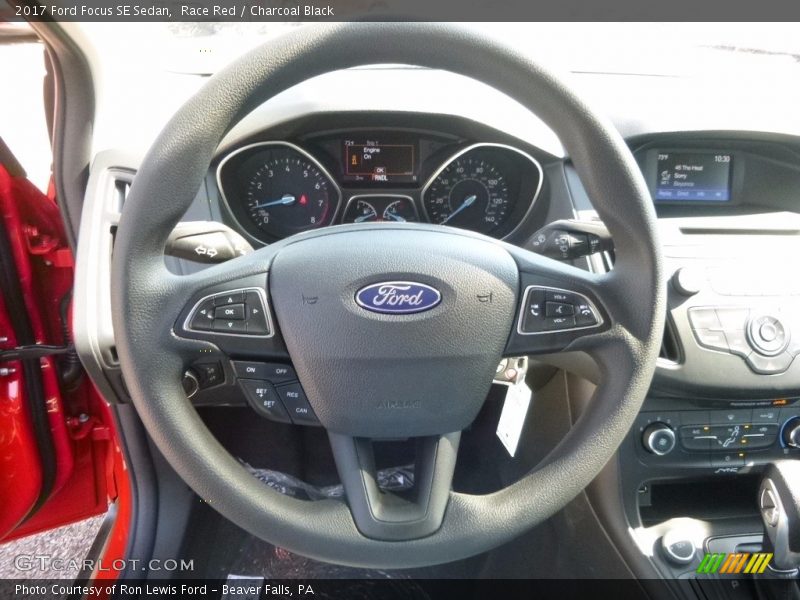 Race Red / Charcoal Black 2017 Ford Focus SE Sedan