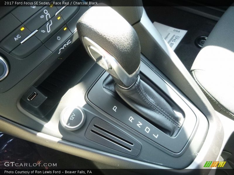 Race Red / Charcoal Black 2017 Ford Focus SE Sedan