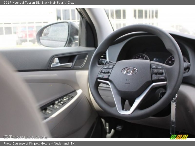 Black Noir Pearl / Gray 2017 Hyundai Tucson SE