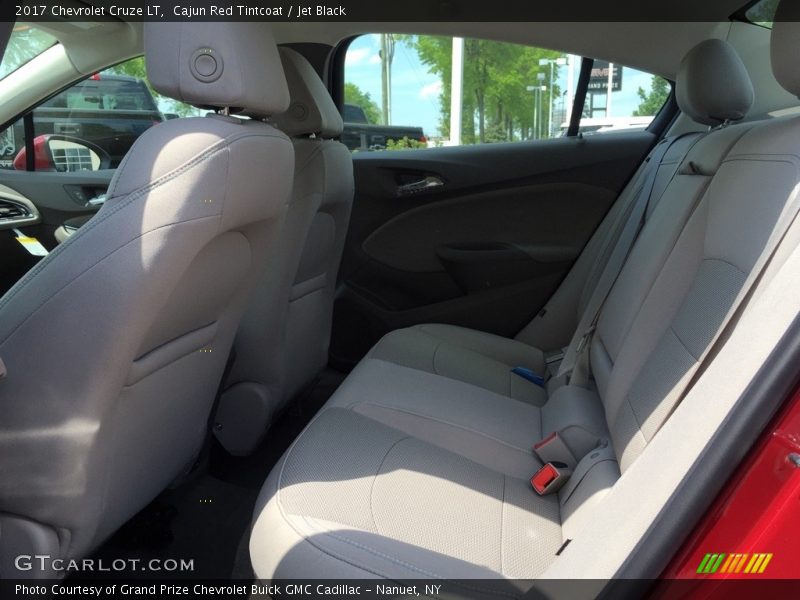 Cajun Red Tintcoat / Jet Black 2017 Chevrolet Cruze LT