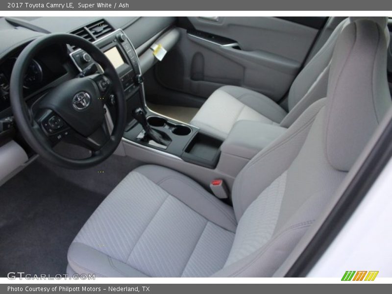 Super White / Ash 2017 Toyota Camry LE