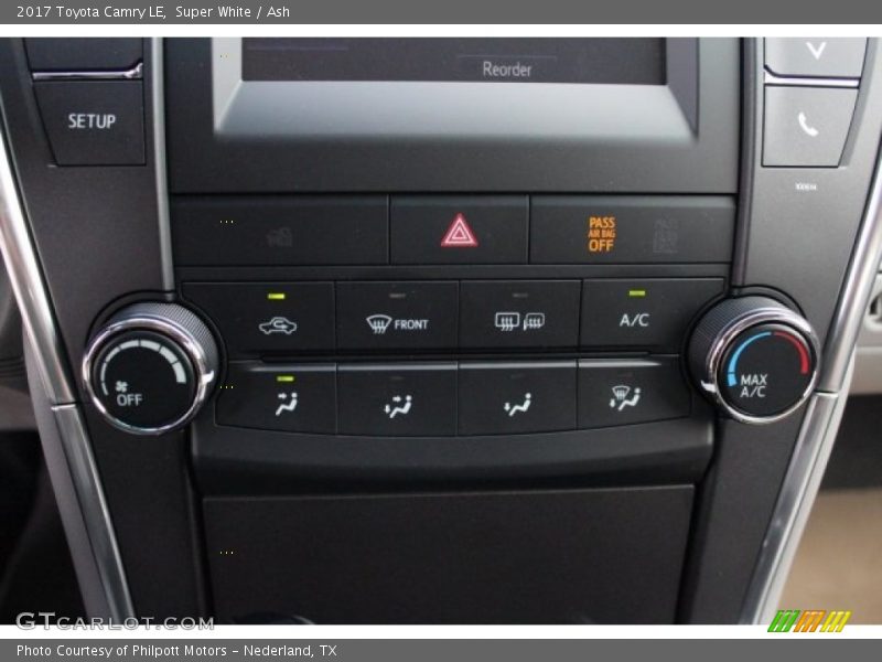 Super White / Ash 2017 Toyota Camry LE