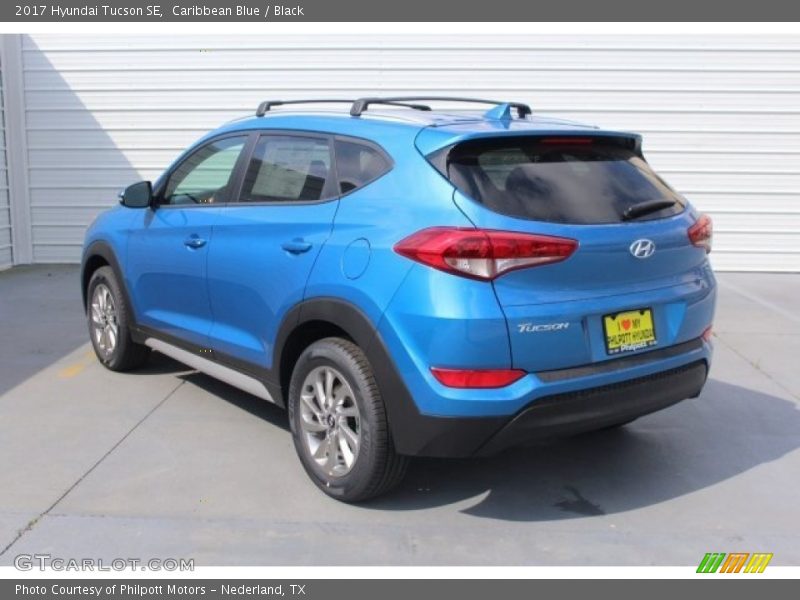 Caribbean Blue / Black 2017 Hyundai Tucson SE