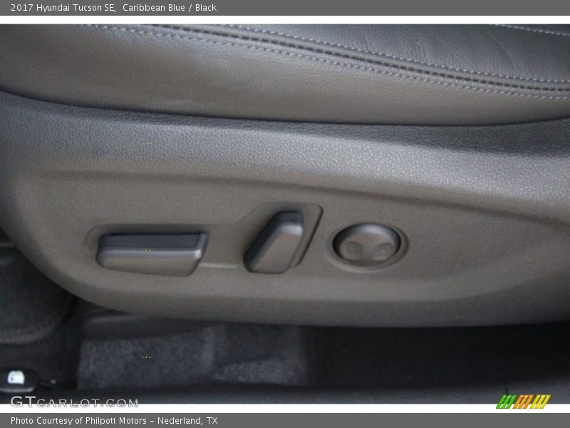 Caribbean Blue / Black 2017 Hyundai Tucson SE